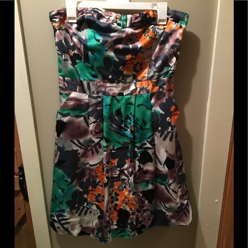 Strapless Dress with Pockets